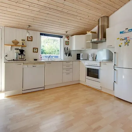 Hébergement de vacances Three-bedroom Holiday In *